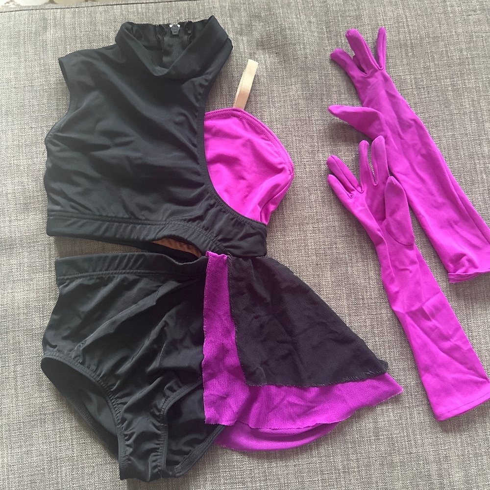 Dance costume